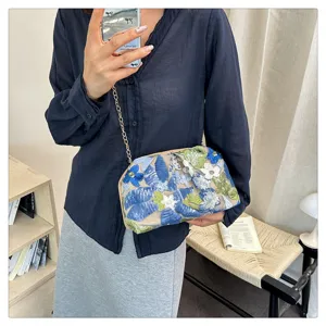 Borsa a tracolla con ricamo di fiori e paillettes pochette da sera elegante