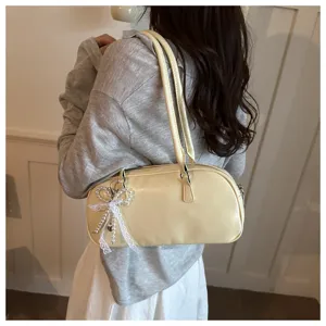 Bolso de hombro retro de cuero encerado para mujer con colgante de lazo de perlas, bolso.