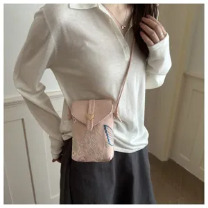 Borsa a tracolla rosa ricamata per telefono, elegante borsa floreale casual chic.