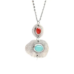 Collier bohème tendance en acier inoxydable avec calcédoine menthe et corail rouge pour femme