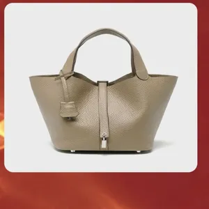 Genuine Leather Women Handbag Casual Retro Tote Bag Classic Bucket Bag Stylish Commuter Purse