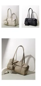 Detailansicht der koreanischen Echtleder Baguette Schultertasche mit Litschimuster u. Tasche.