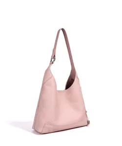Vue détaillée de sac porté épaule hobo en cuir rose, texture grainée souple et anneau.