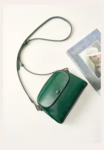 Elegant dark green leather retro shoulder crossbody bag premium detail showcase