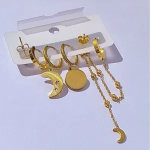 Set di orecchini a cerchio in acciaio titanio dorato con ciondoli luna e stelle per donna.