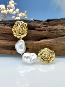 Orecchini pendenti perla barocca rosa dorata vintage elegante gioielli da donna