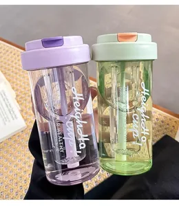 Large capacity plastic water bottle with straw, stylish cute student cup for summer daily use.