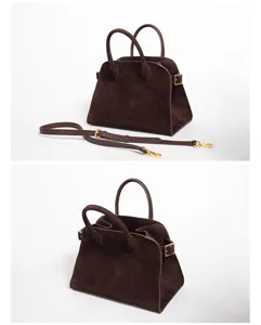 Borsa a mano in pelle scamosciata marrone con manici e tracolla per lavoro donna.