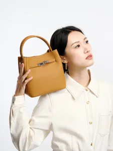 Women's Genuine Leather Bucket Bag Urban Minimalist Top Handle Handbag Fashion Crossbody Shoulder Bag With Lock Closure