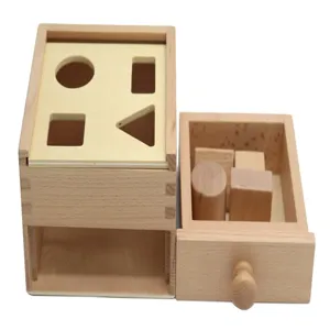 Holz Montessori Formensortierbox Detail, Buche geometrische Blöcke und Schublade Spielzeug.