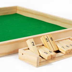 Hölzernes Shut-the-Box Brettspiel mit nummerierten Plättchen für Mathe und Familienspaß.