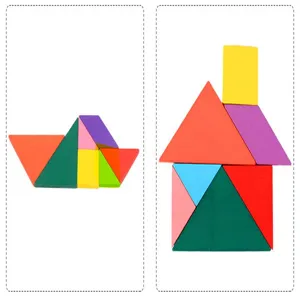 Dettaglio delle forme geometriche del puzzle tangram in legno educativo bambini.