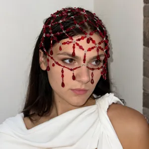 Chîne de cheveux en perles de cristal rouge gothique, accessoire de fête vintage pour femmes.