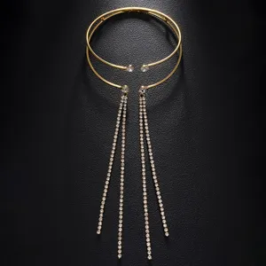 Bracciale da braccio dorato con nappe di strass gioielli di moda sposa matrimonio dettaglio