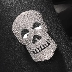 Gotische Strass Totenkopf Brosche dunkler Stil Metall Anstecknadel für Halloween Party.