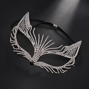 Close-up detail van prachtige strass vos masker schitterende feestelijk partij accessoire