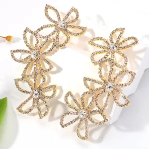 Elegante Strass Blumen Statement Ohrringe für Damen Luxus Hochzeit Party Schmuck Accessoire