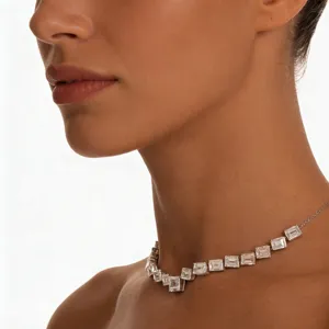 Elegant emerald-cut crystal collar necklace, stylish geometric diamond choker for women.