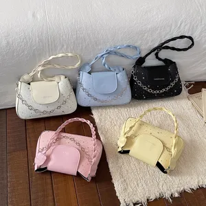 Fashion French niche underarm bag for women, stylish star print shoulder crossbody handbag.