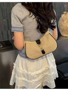 Chic woven straw shoulder bag underarm bag with metal lock commuter fashion casual handbag for women