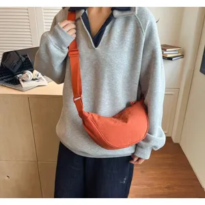 Borsa a mezzaluna in nylon giapponese borsa a tracolla casual da donna per commuting