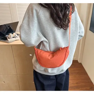 Borsa a tracolla in nylon giapponese borsa a mezzaluna casual da donna stile quotidiano chic