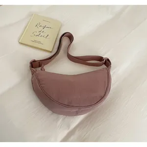 Borsa a tracolla a mezzaluna in nylon casual da donna, borsa dumpling versatile.