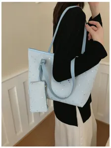 Hellblaue Sternen-Tragetasche mit passender Tasche, lässige Umhängetasche Detailansicht.