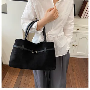 Minimalist vintage large capacity shoulder tote bag for women, casual commuting handbag.