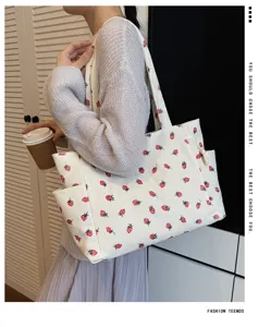 Elegante Kord-Tragetasche mit rotem Erdbeerprint, grosse Kapazitaet Laessige Schultertasche.