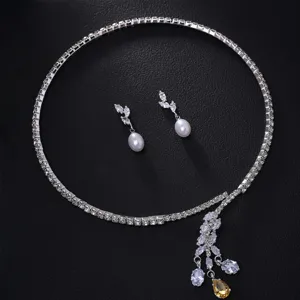 Exquisites Strass Blatt Halskette und Perlen Ohrringe Set für elegante Abendkleider Party.