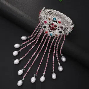 Bracciale da braccio con nappe di strass cristallo perla polsino gioiello
