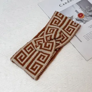 Vintage brown and white geometric knitted headband with twist knot, chic French hair accessory.