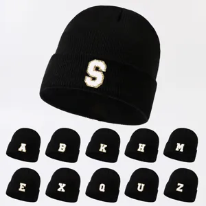 Unisex Black Knit Beanie Hat Winter Warm Cuffless Skull Cap With Gold Border Letter Patch Streetwear Fashion Headwear