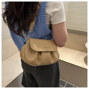 Women's chic ruched flap saddle bag, versatile single shoulder crossbody bag for daily wear.