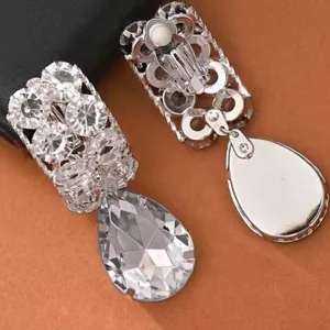 Boucles d'oreilles clips pendantes en strass pour femmes, bijoux fantaisie brillants.