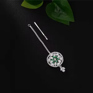 Catena per capelli fiore smeraldo vintage copricapo indiano tradizionale zircone dettaglio