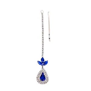 Exquisite Indian Maang Tikka rhinestone headpiece for ethnic belly dance and festivals.
