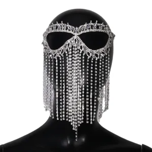 Zilveren strass gezichtsmasker met lange franjes voor Halloween feest en maskerade.