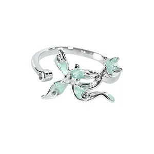 Mintgrüner Emaillierter Ranken Blumen Zirkon Offener Ring, zarter Silberschmuck Detailblick.