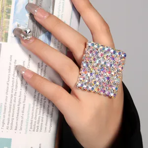 Moda Lucido Strass Quadrato Geometrico Anello Aperto Per Le Donne Minimalista Lusso Lega Statement Anello Gioielli Dito Accessorio Regalo