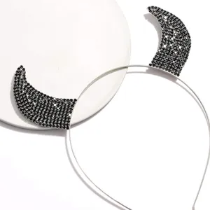 Haarband met zwarte strass duivelshorentjes, glanzend detail voor feestelijke verkleedpartijen.