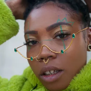 Modische untere Halbrahmen Metall Welle dekorative Brille mit grünen Strass Tropfen.