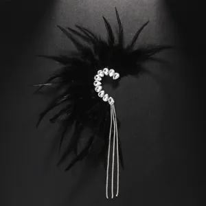 Elegante schwarze Feder Strass Ohrkappe mit langen Quasten Ketten, gotischer Vintage Schmuck.