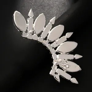 Silberfarbene fächerförmige Ohrklemme Statement geometrische Metall Ohrring Mode Schmuck