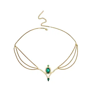 Böhmische Kristall Stirnkette Vintage Smaragd Stirnschmuck mehrschichtige Haarkette Hauptansicht