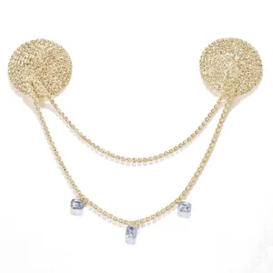 Copricapezzoli in strass scintillanti con doppie catene pendenti e cristalli per donne.