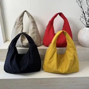 Casual slouchy hobo tote bag for women, large capacity shoulder bag for daily commute.