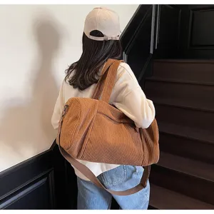 Borsa da viaggio a tracolla in velluto a coste, grande capacità borsa casual dettaglio.