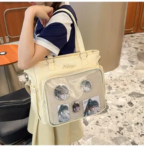 Grande borsa shopper beige Itabag con finestra trasparente per appassionati di anime collezionisti.